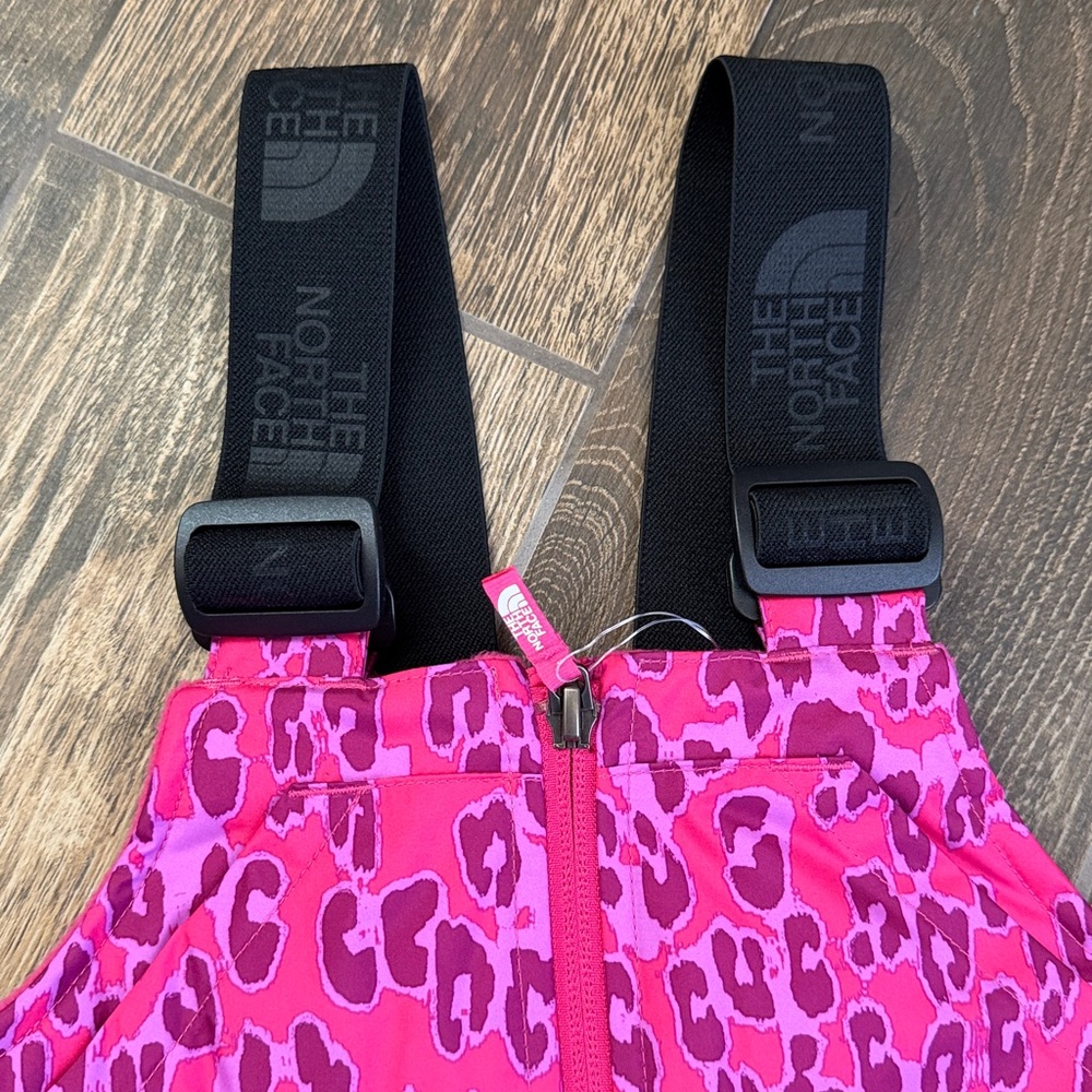 The North Face Toddlers’ Snowquest Pink Leopard Insulated Snow Bibs—4T - Picture 8 of 11